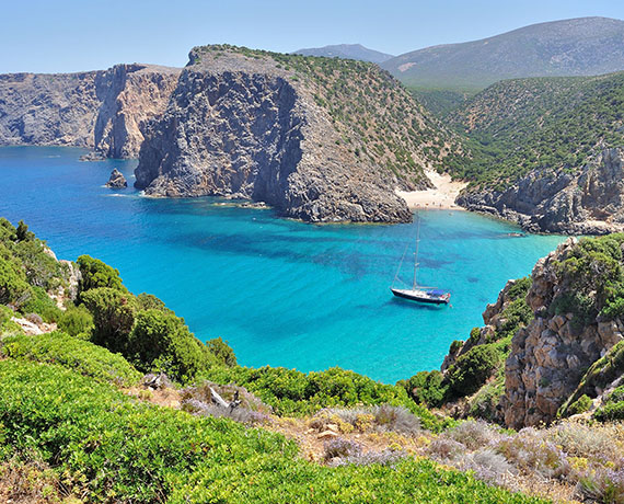 Ağustos